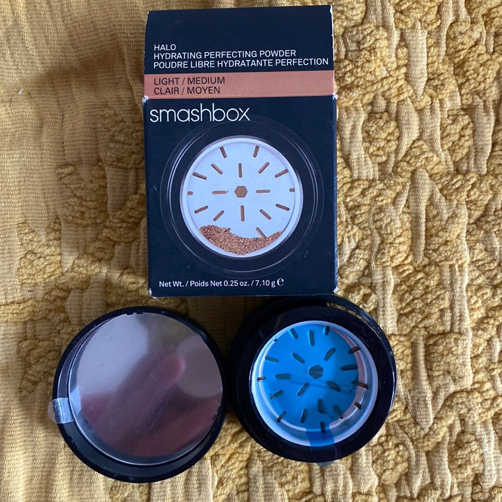 NWT Smashbox Halo Hydrating Perfection Powder